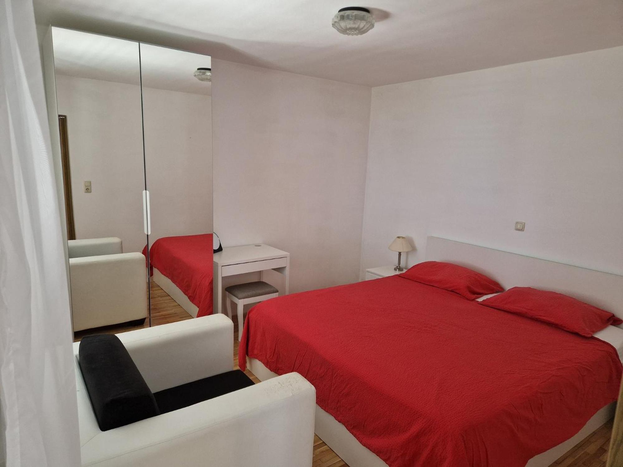 Vila Lidus Brist Exterior foto